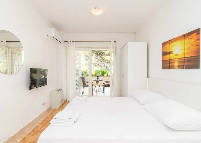 House Ariva - With Balcony 2 Adults - A2 公寓 *
